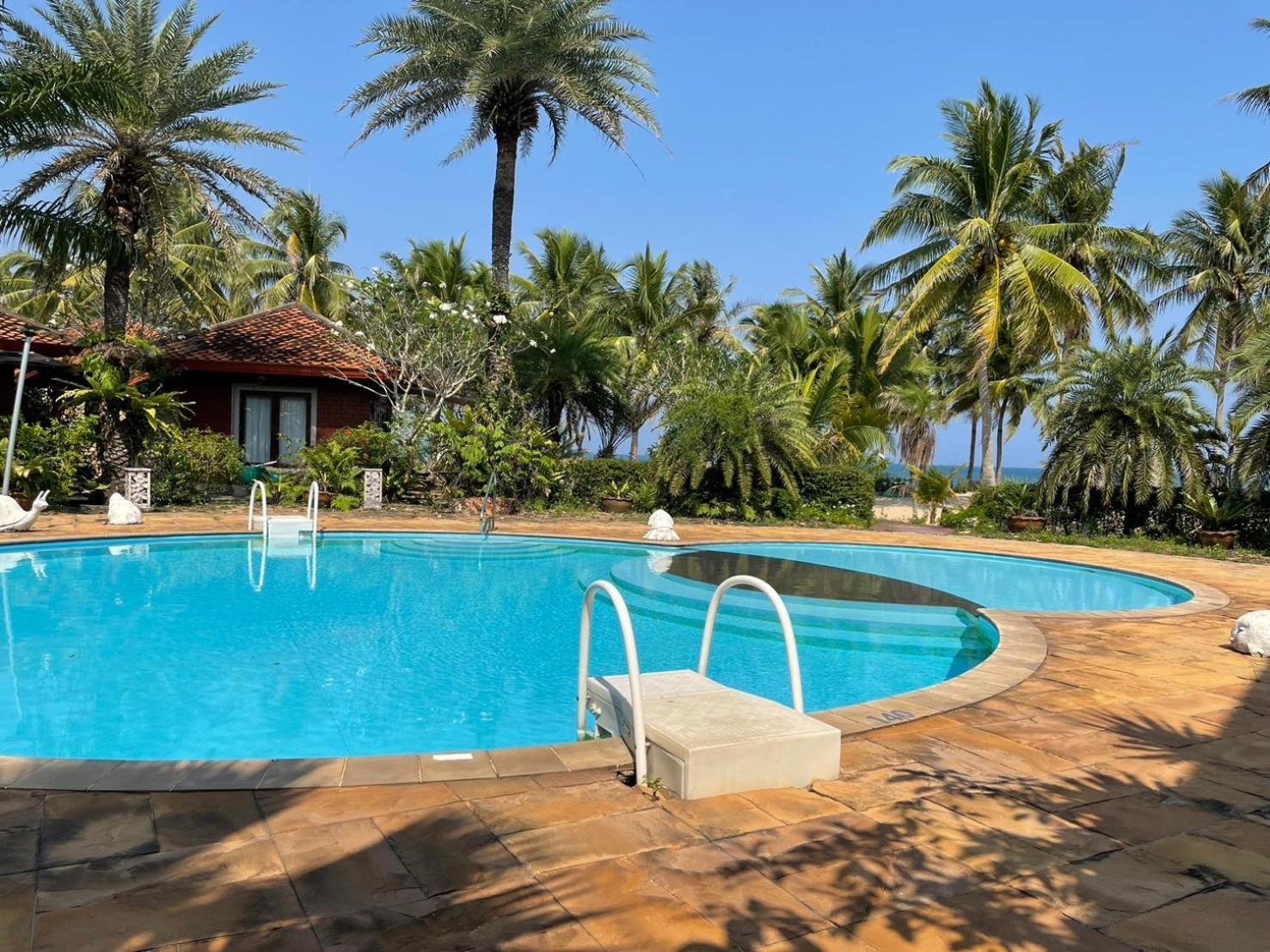 Rachavadee Bankrut Resort Bagian luar foto