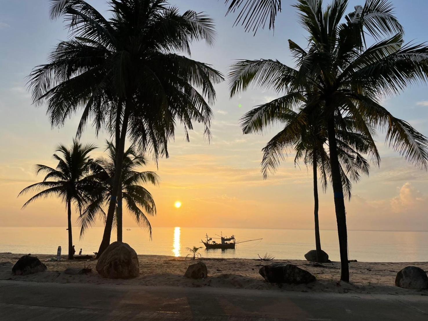 Rachavadee Bankrut Resort Bagian luar foto